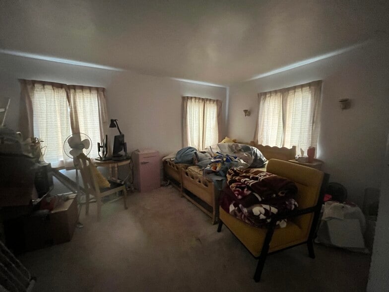 41699 Acacia Ave, Hemet, CA for sale - Building Photo - Image 3 of 22