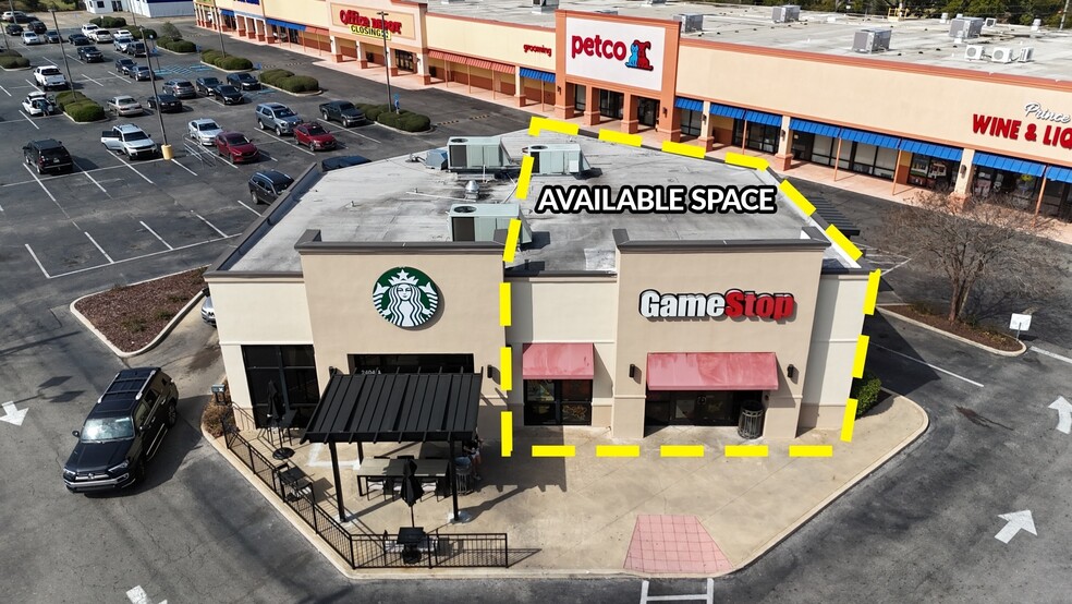 2404 Pass Rd, Biloxi, MS for lease - Building Photo - Image 1 of 10