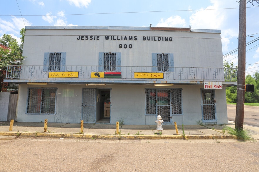 800 N Farish St, Jackson, MS for sale - Primary Photo - Image 1 of 1