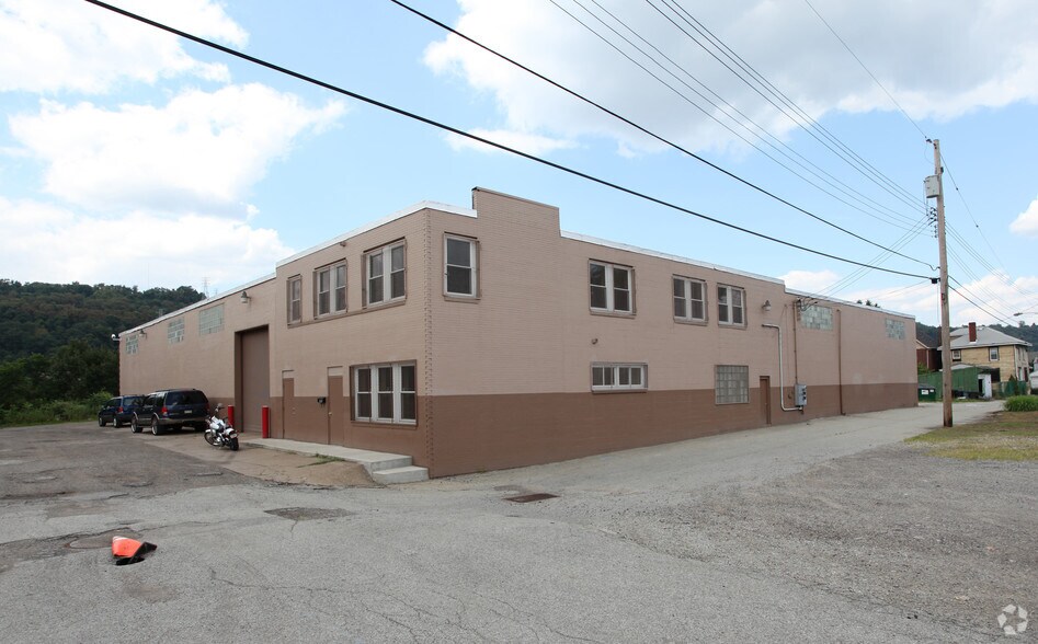 200 Windsor St, Mckeesport, PA for sale - Primary Photo - Image 1 of 1