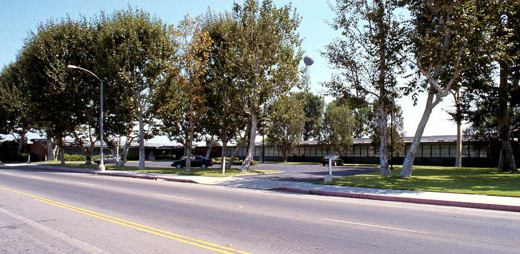 5900 Cherry Ave, Long Beach, CA for sale Primary Photo- Image 1 of 3