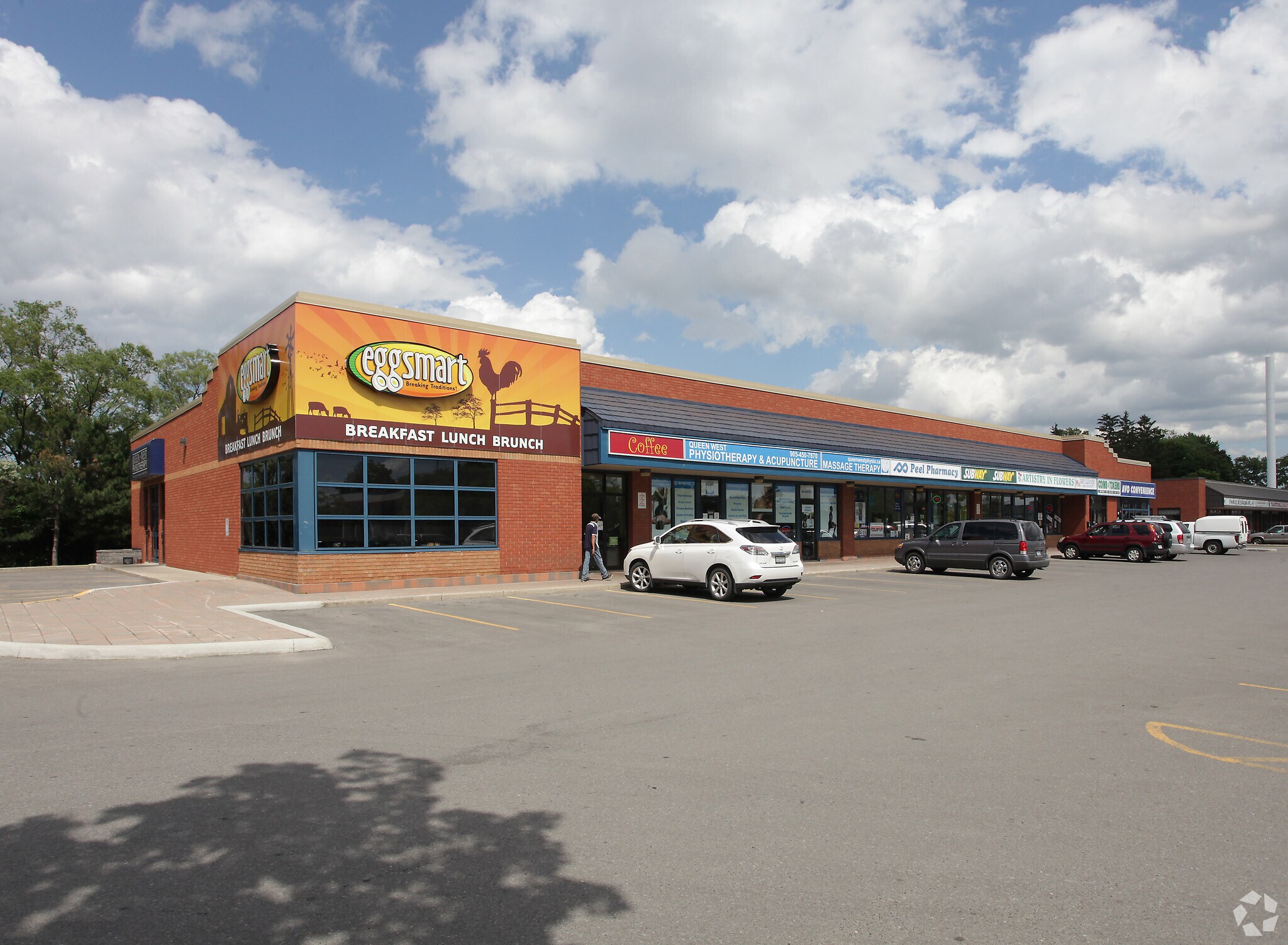 345 Queen St W, Brampton, ON for sale Primary Photo- Image 1 of 1