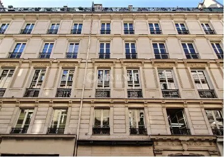 Office in Paris for lease - Building Photo - Image 2 of 11