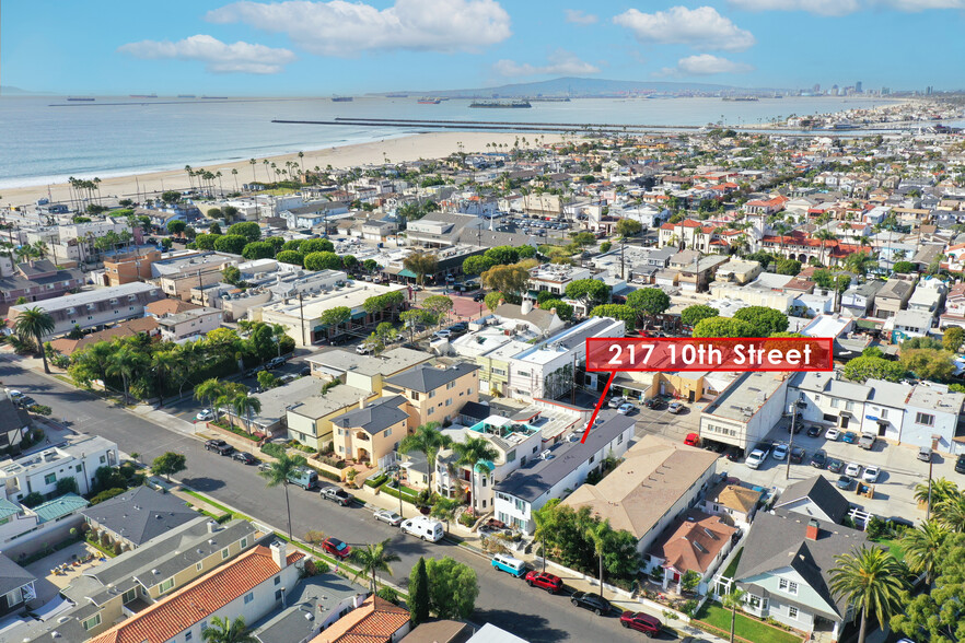 217 10th St, Seal Beach, CA for sale - Primary Photo - Image 1 of 1