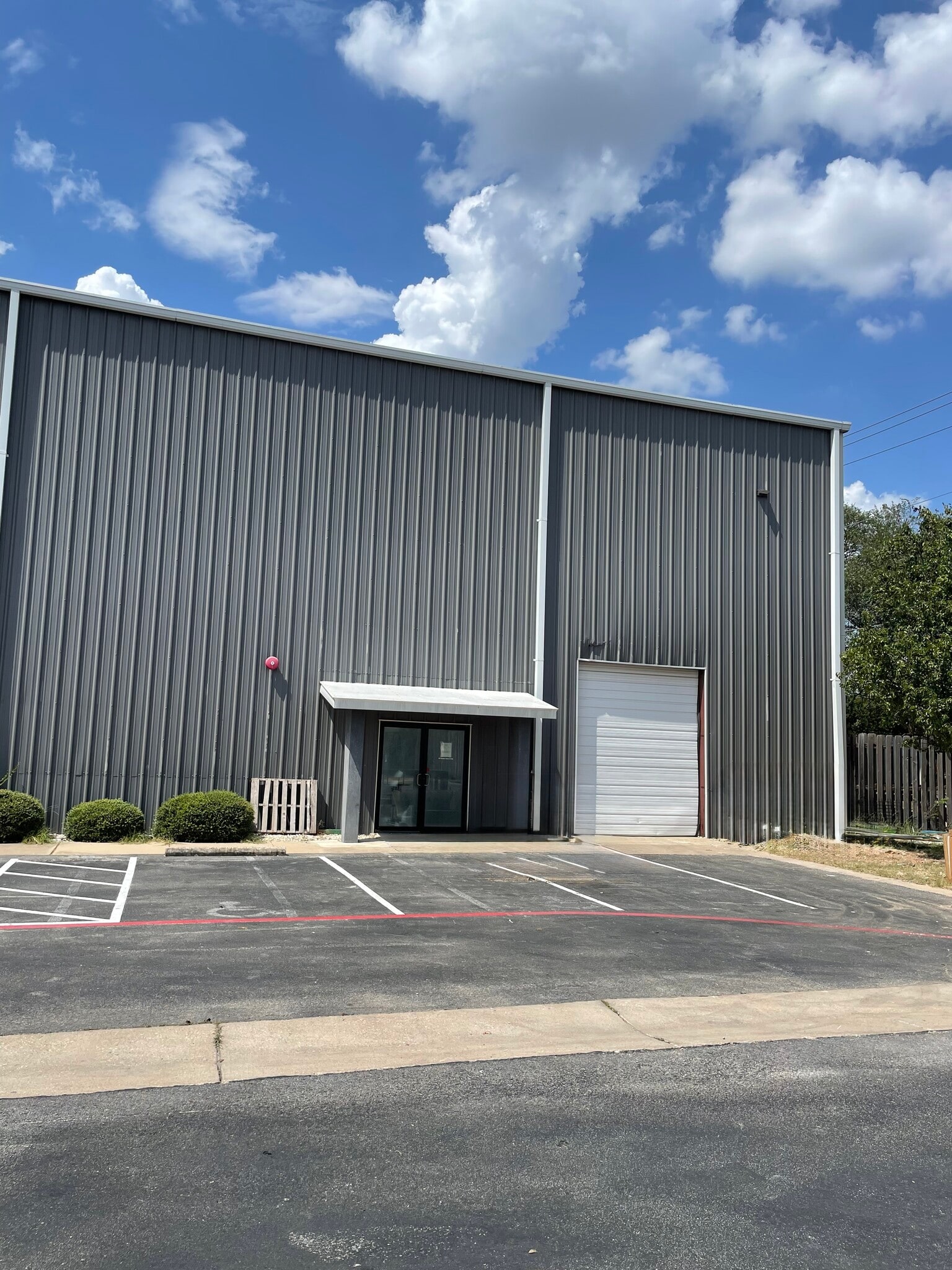 1220 Toro Grande Dr, Cedar Park, TX for lease Building Photo- Image 1 of 3