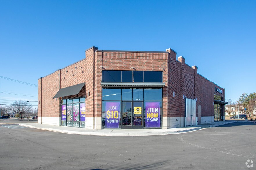 2978 W Maple Rd, Troy, MI for sale - Building Photo - Image 1 of 1