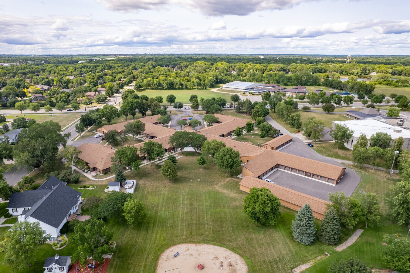 1425 19th Ave SW, Willmar, MN 56201 Westview Village Patio Homes