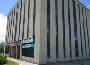 134 Queen St E, Brampton, ON for lease Building Photo- Image 1 of 4