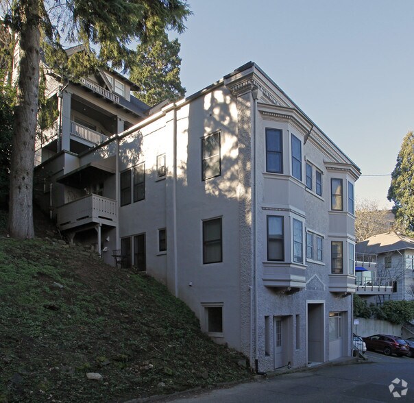 839 SW Green Ave, Portland, OR for sale - Primary Photo - Image 1 of 3