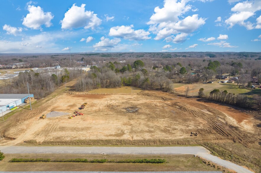 114 Bonwood dr, Jackson, TN for sale - Building Photo - Image 1 of 4