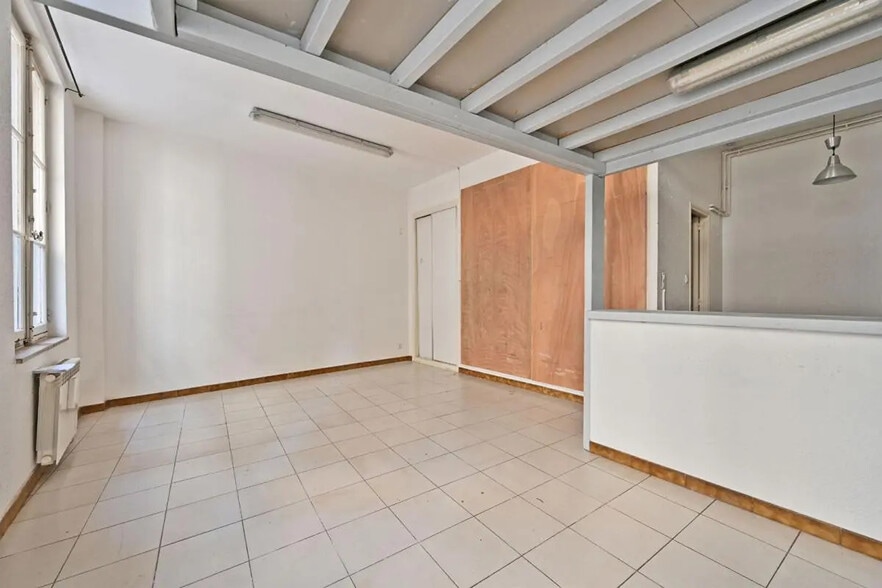 Flex in Avignon for sale - Interior Photo - Image 2 of 6