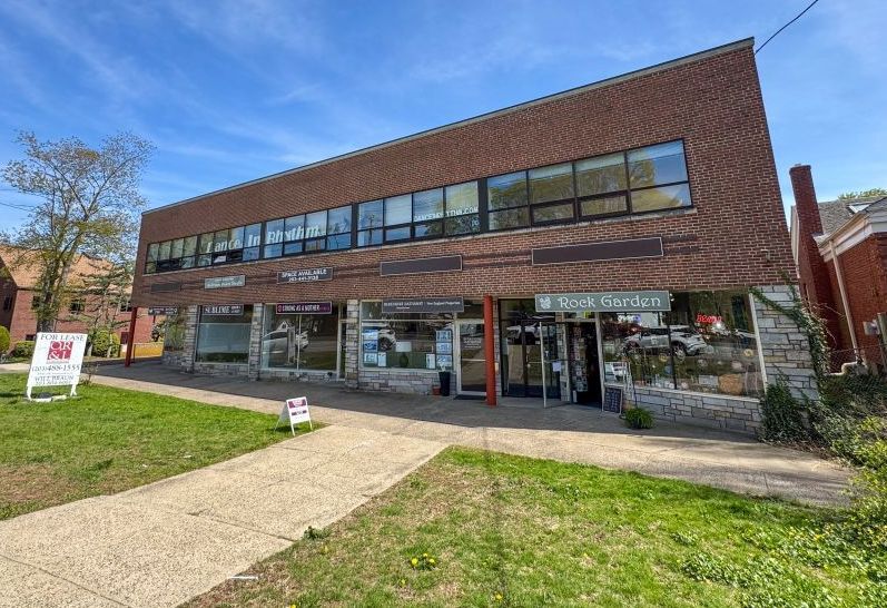 17-29 S Main St, Branford, CT for lease - Building Photo - Image 2 of 3