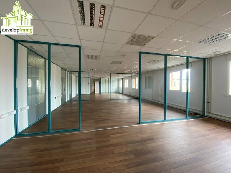 Office in Colombelles for lease - Building Photo - Image 3 of 6