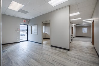 5704 44 St, Lloydminster, AB for lease Interior Photo- Image 2 of 20