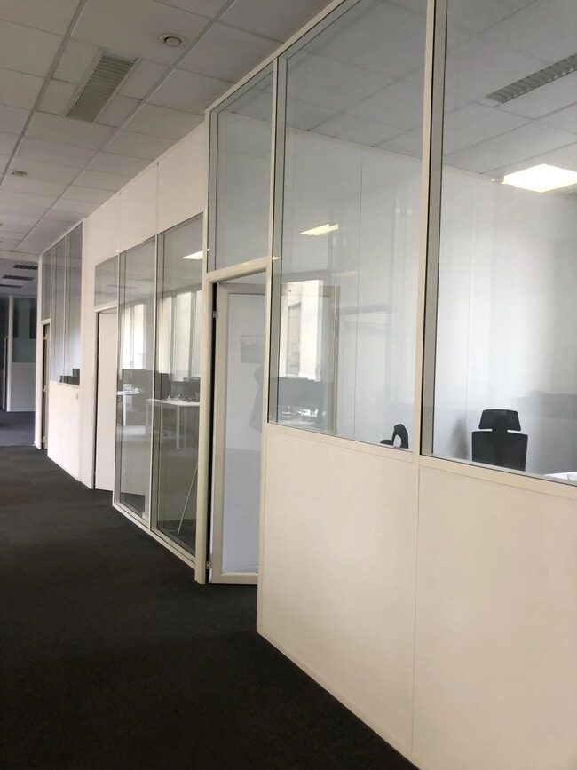 Location Bureaux 190 m²