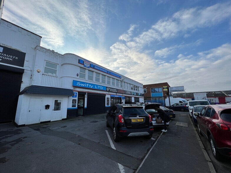 Braintree Rd, Ruislip for sale - Building Photo - Image 2 of 14