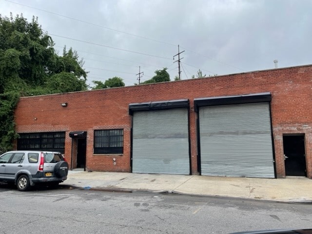 2460 46th St, Astoria, NY for sale - Primary Photo - Image 1 of 1