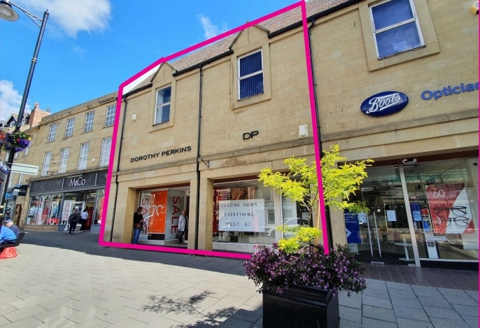 36-38 Bondgate Within, Alnwick for lease - Primary Photo - Image 2 of 2