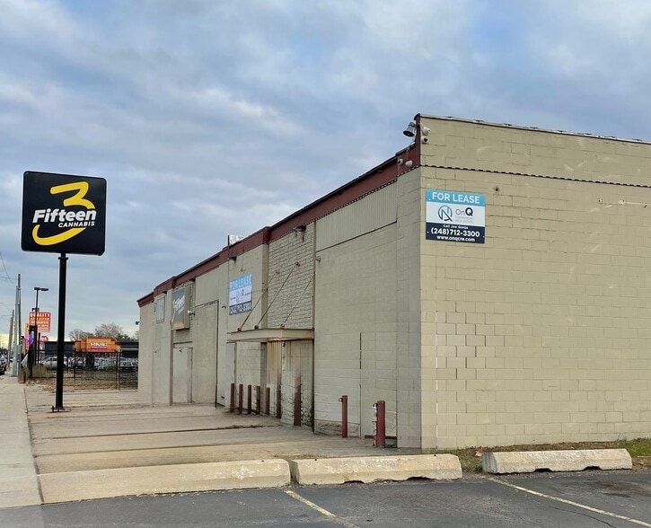 21221 W Eight Mile Rd, Detroit, MI for sale - Building Photo - Image 3 of 5