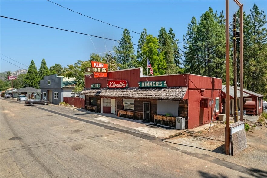 21375 Main St, Lakehead, CA for sale - Building Photo - Image 1 of 45
