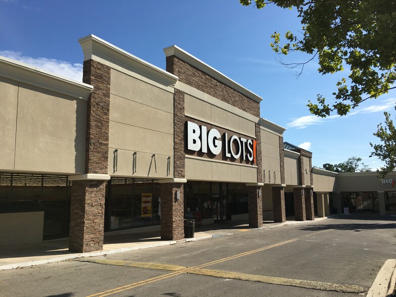 2549-2705 E Silver Springs Blvd, Ocala, FL for lease - Building Photo - Image 1 of 14