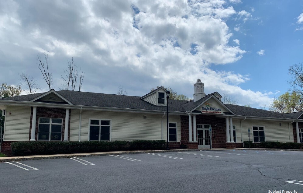 10 Gateway Blvd, Kendall Park, NJ for sale Building Photo- Image 1 of 1