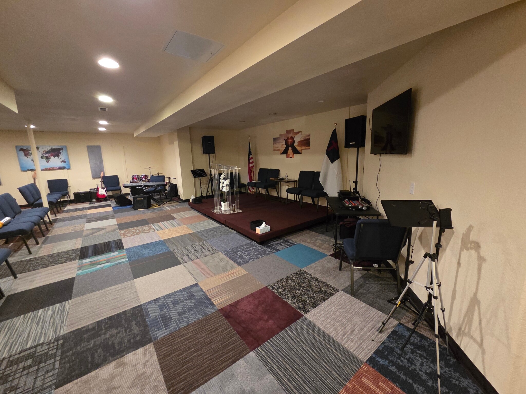 1333 College Ave, South Milwaukee, WI for lease Interior Photo- Image 1 of 9