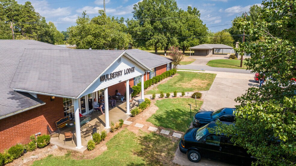 949 N Main St, Mulberry, AR 72947 Mulberry Retirement Center