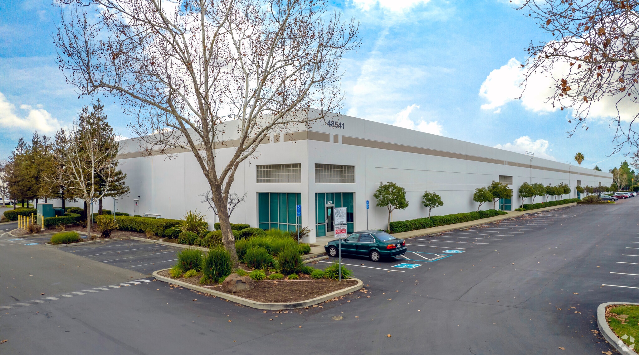 48541 Warm Springs Blvd, Fremont, CA for lease Building Photo- Image 1 of 10