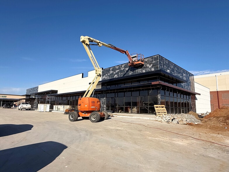 S 82nd E Ave, Tulsa, OK for lease - Building Photo - Image 3 of 6