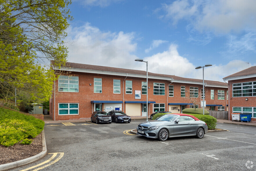 Siskin Pky E, Coventry for lease - Primary Photo - Image 1 of 7