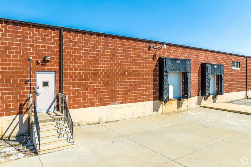 96-98 Jefferson Ave, Des Moines, IA for lease - Building Photo - Image 3 of 12