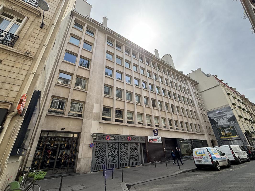 Office in Paris for lease Building Photo- Image 1 of 9