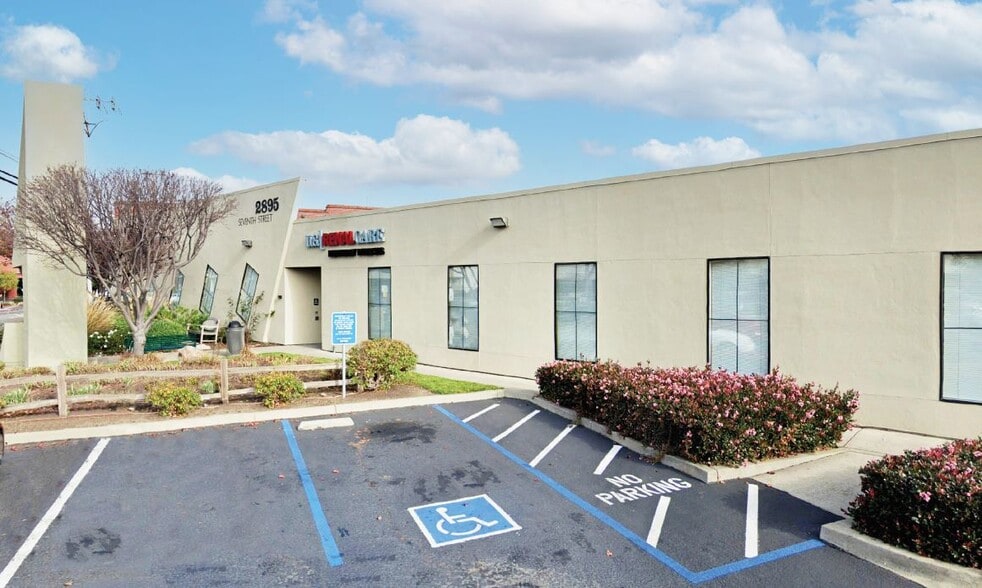 2895 7th St, Berkeley, CA for lease - Building Photo - Image 2 of 4