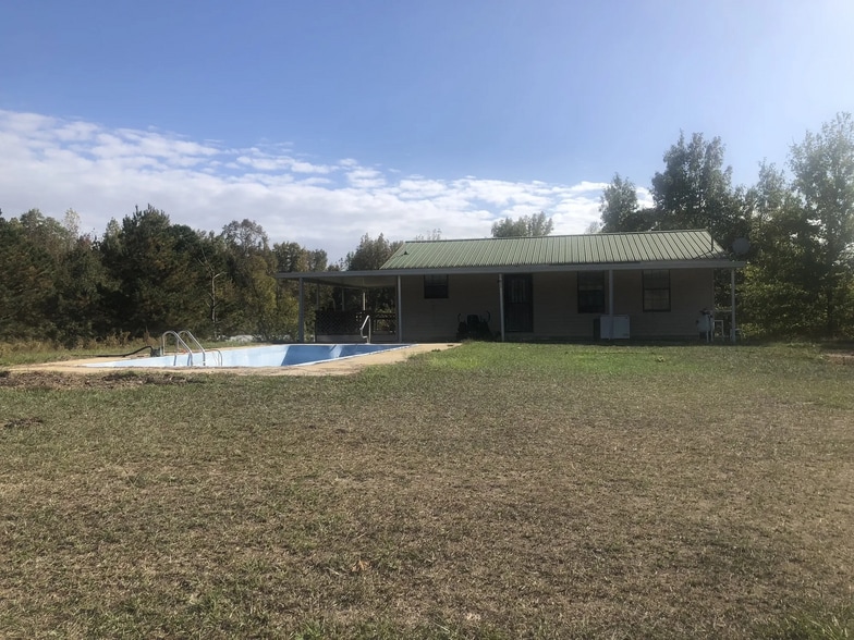 683 Green St, Shorter, AL for sale - Building Photo - Image 2 of 5