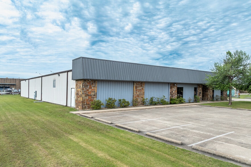 3904 Ayers Rd, Fort Smith AR - Owner Financed Property