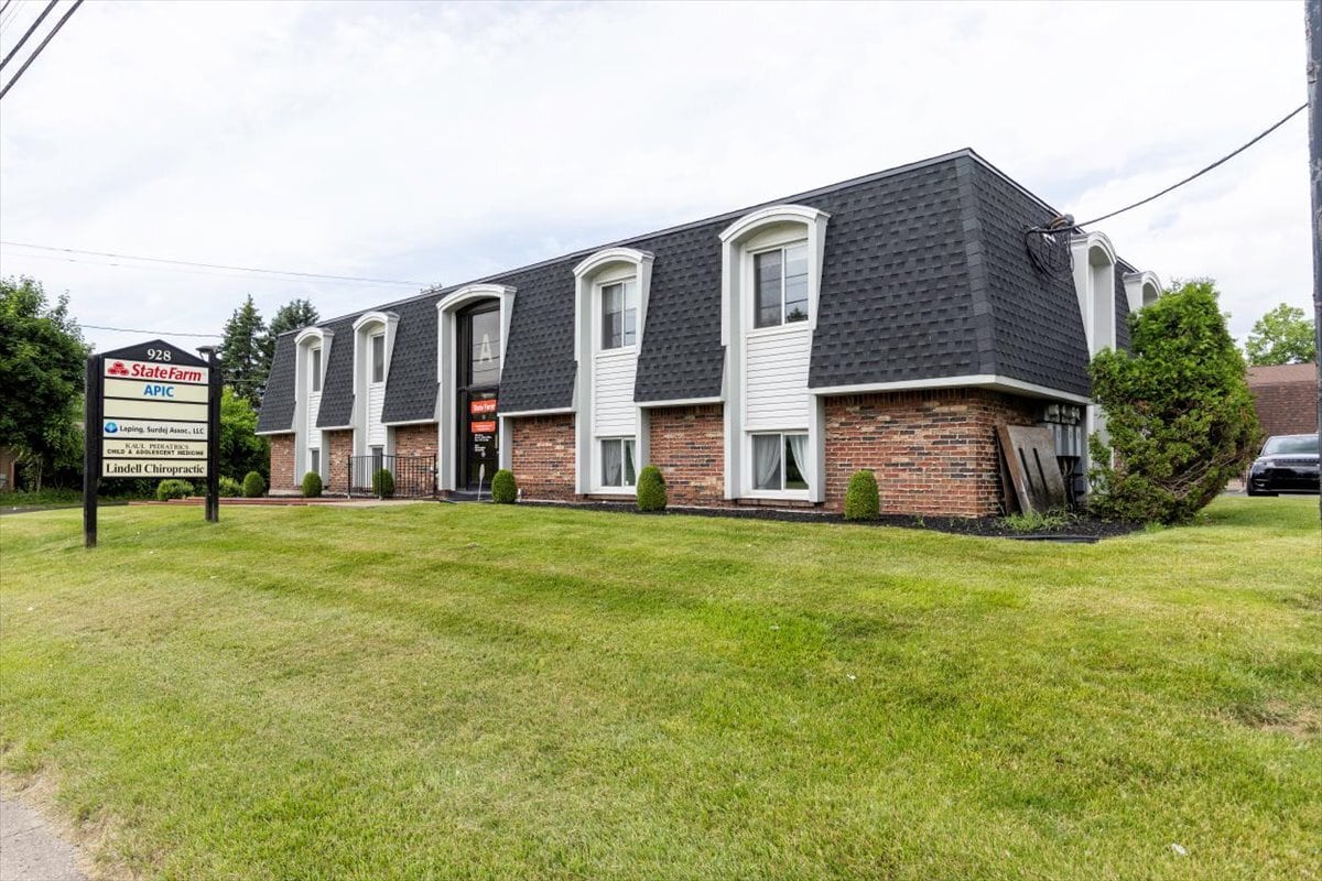 932 French Rd, Cheektowaga, NY for sale Building Photo- Image 1 of 7