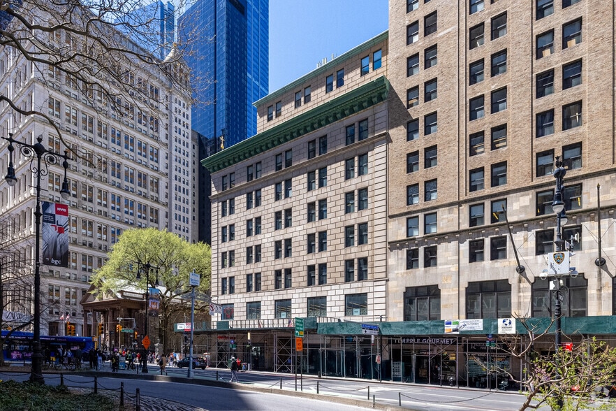 217 Broadway, New York, NY for lease - Building Photo - Image 3 of 7