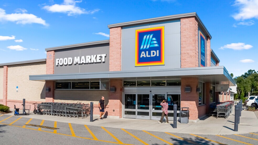 1128 Beville Rd, Daytona Beach, FL for sale - Building Photo - Image 2 of 5