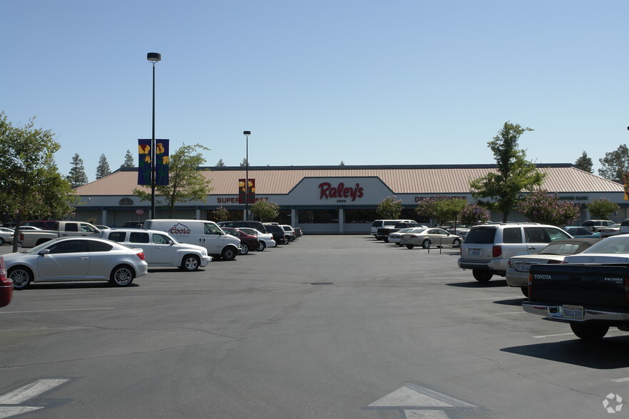 2800-2980 Geer Rd, Turlock, CA for lease - Building Photo - Image 1 of 8