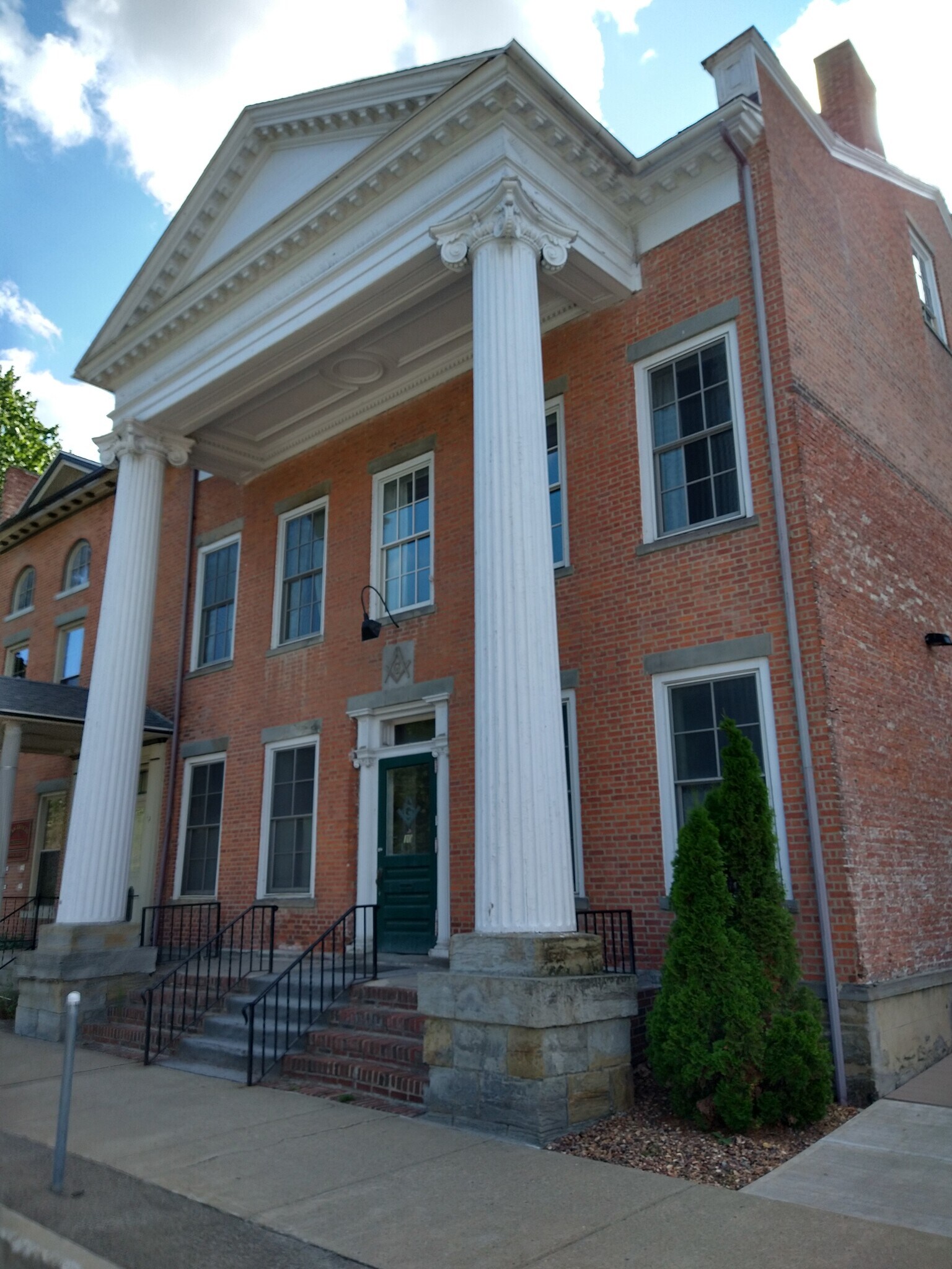 10 W Pulteney Sq, Bath, NY for lease Building Photo- Image 1 of 7