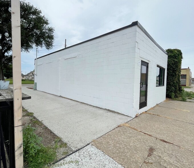 409 S Main St, Fremont, NE for lease - Building Photo - Image 2 of 13