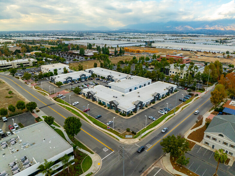 1902 Orange Tree Ln, Redlands, CA for lease - Building Photo - Image 3 of 12