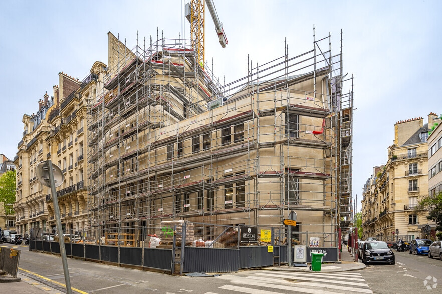 57 Rue Spontini, Paris for lease - Primary Photo - Image 1 of 2