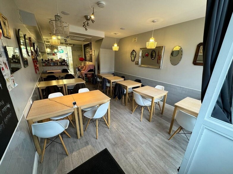 14 South St, Isleworth for sale - Building Photo - Image 1 of 1