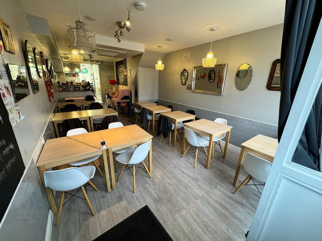 14 South St, Isleworth for sale Building Photo- Image 1 of 1