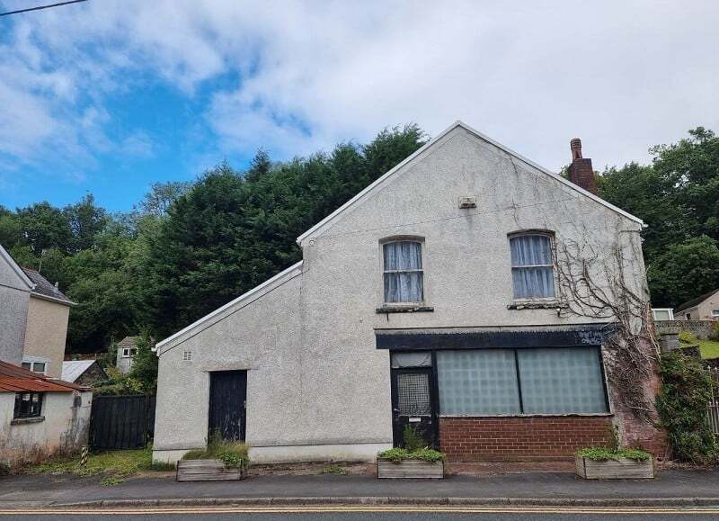 41 Heol Gwys, Swansea for sale Building Photo- Image 1 of 13