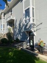 111 W Chicago Ave, Hinsdale IL - Bar