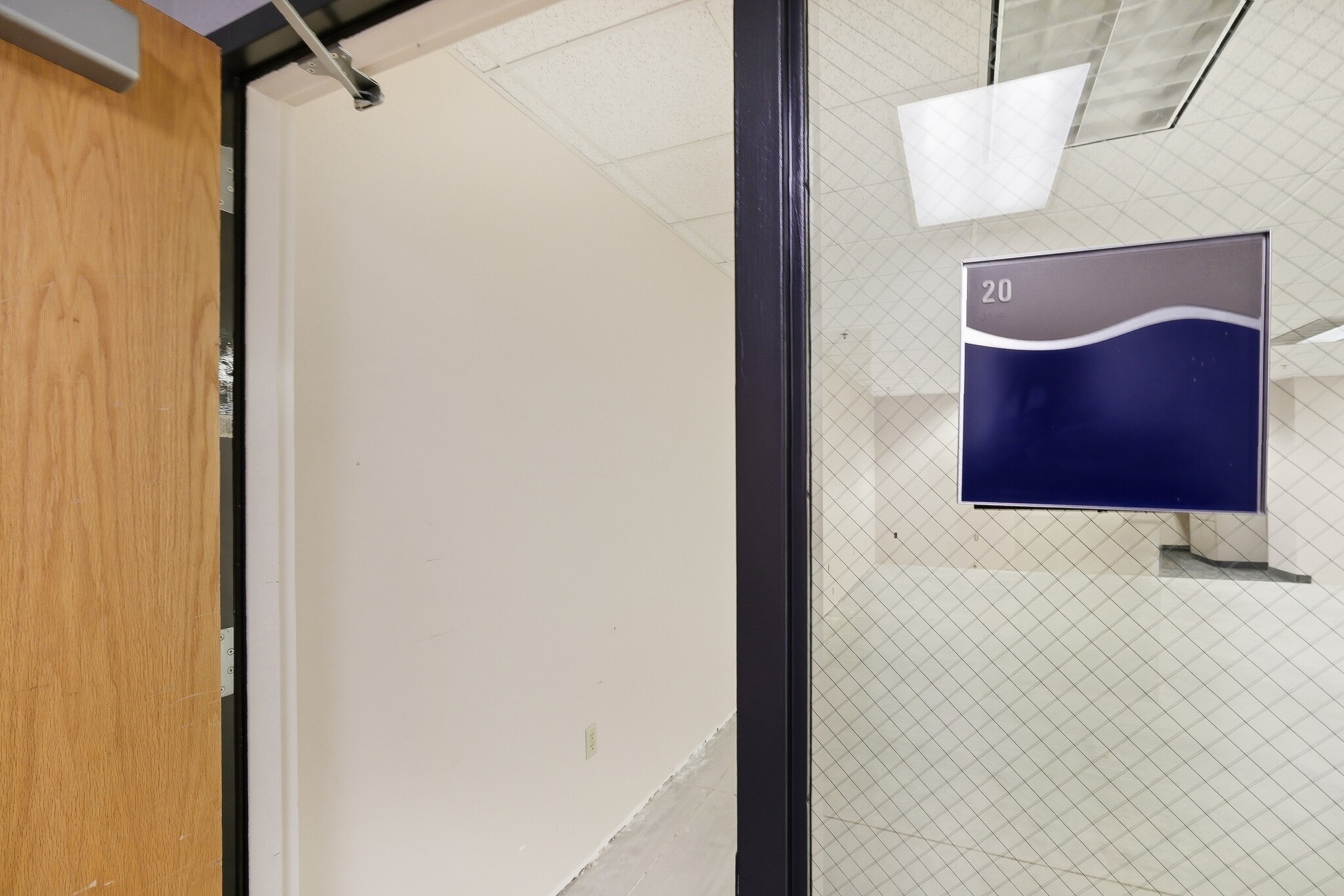 1835 W County Road C, Roseville, MN for lease Interior Photo- Image 1 of 14