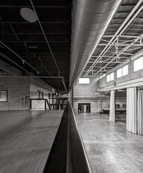 Leavitt Town Lofts portfolio of 6 properties for sale on LoopNet.com - Building Photo - Image 2 of 20